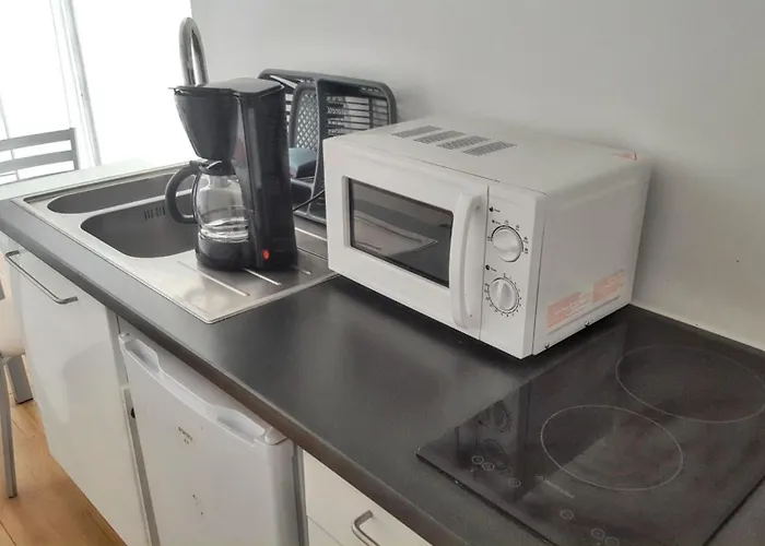 Сasa de vacaciones Charming In With Shared Pool *